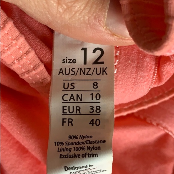 Pink bathing suit - Picture 3 of 3